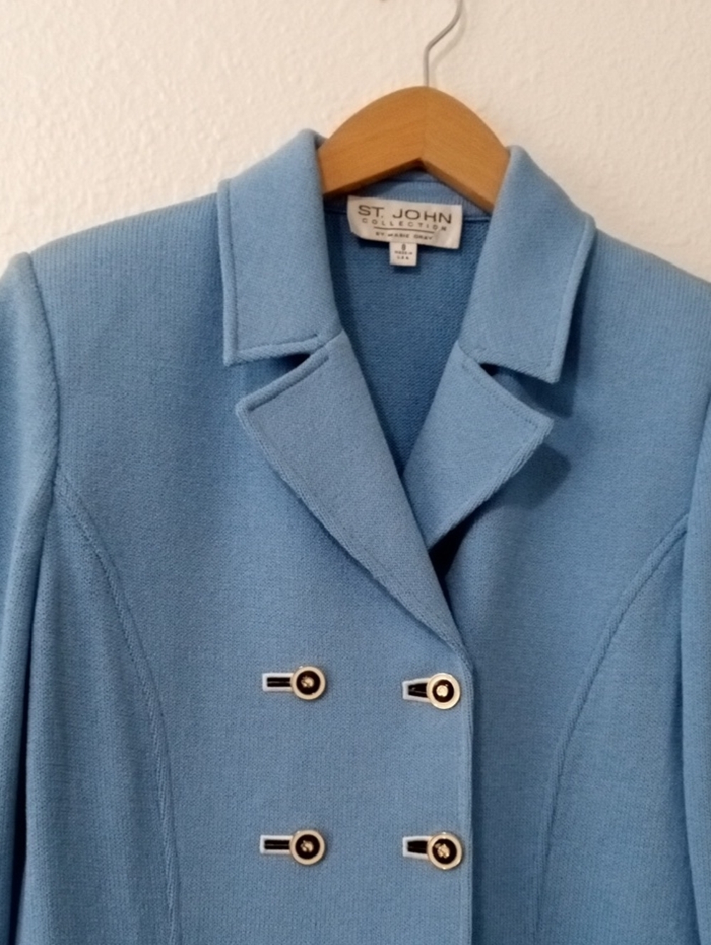 St. John Jacket - Picture 3 of 9